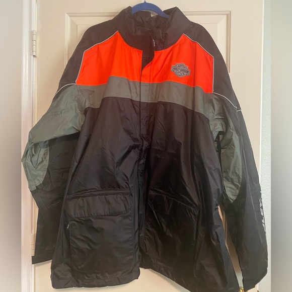 Harley Davidson Rain Suit, New with tags! - Picture 3 of 10